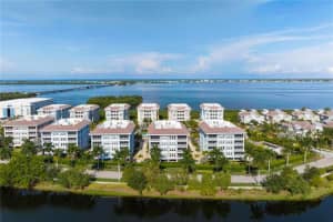 383 ARUBA CIRCLE, BRADENTON, FL 34209 Sold 05/24/23