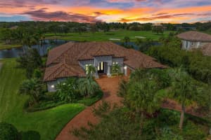 3755 Founders Club Dr, Sarasota, FL 34240, Sold 04/14/23