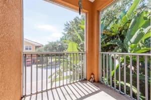 7975 LIMESTONE LN #14-202, SARASOTA, FL 34233 Sold 05/15/23