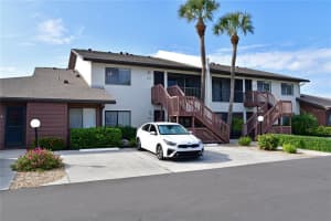 2728 72nd St W, Bradenton, FL 34209, Sold 04/17/23