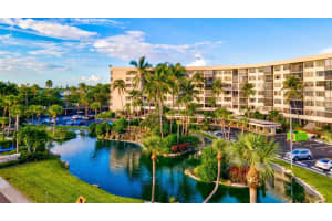 5855 MIDNIGHT PASS ROAD, SARASOTA, FL 34242 Sold 09/07/23