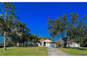 9104 68TH AVE E, BRADENTON, FL 34202 Sold 01/31/23