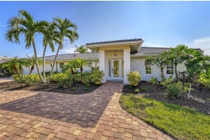630 EMERALD HARBOR DR, LONGBOAT KEY, FL 34228 Sold 02/27/23