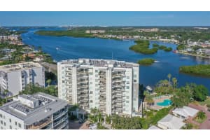 1660 Summer House Ln, Siesta Key, FL 34242, Sold 03/24/23