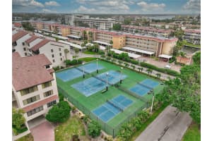6267 MIDNIGHT PASS RD #304, SARASOTA, FL 34242 Sold 03/17/23
