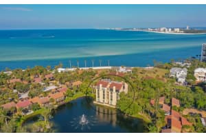 22 Sandy Cove Rd, Siesta Key, FL 34242, Sold 01/25/23