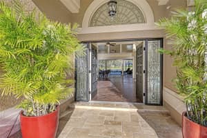 4717 White Tail Ln, Sarasota, FL 34238, Sold 02/23/23