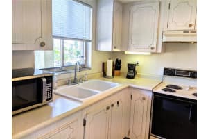 3686 LAKE BAYSHORE DRIVE, BRADENTON, FL 34205 Sold 06/28/23