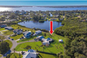 315 Linden Dr, Ellenton, FL 34222, Sold 04/20/23