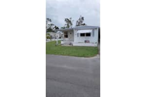 2731 BREEZEWOOD DR, NORTH FORT MYERS, FL 33917 Sold 01/19/23