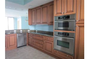 5823 BOWEN DANIEL DR #1204, TAMPA, FL 33616 Sold 01/27/23