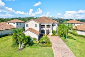 13611 SWIFTWATER WAY, LAKEWOOD RANCH, FL 34211 Sold 06/14/23
