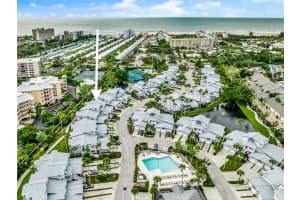 1334 SIESTA BAYSIDE DR #1334-B, SARASOTA, FL 34242 Sold 02/24/23