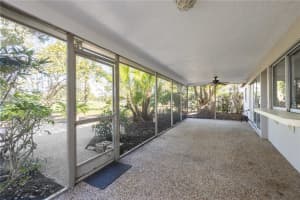 3321 SHEFFIELD CIR, SARASOTA, FL 34239 Sold 02/21/23