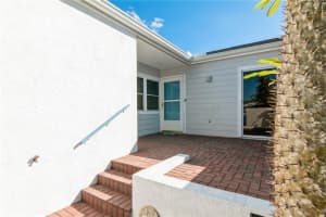 935 WATERSIDE LANE, BRADENTON, FL 34209 Sold 07/31/23