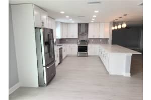 5012 Mangrove Point Rd, Bradenton, FL 34210, Sold 06/02/23