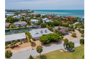 603 IVANHOE LANE, HOLMES BEACH, FL 34217 Sold 06/28/23