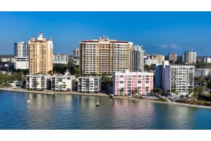 35 WATERGATE DRIVE, SARASOTA, FL 34236 Sold 04/28/23