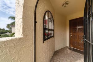 6101 34TH STREET, BRADENTON, FL 34210 Sold 03/24/23