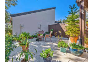 3751 GLEN OAKS MANOR DRIVE, SARASOTA, FL 34232 Sold 02/17/23