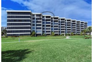 5750 MIDNIGHT PASS ROAD, SARASOTA, FL 34242 Sold 02/14/23