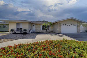 9915 ROYAL PALM DRIVE, BRADENTON, FL 34210 Sold 02/27/23