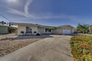 9915 ROYAL PALM DRIVE, BRADENTON, FL 34210 Sold 02/27/23