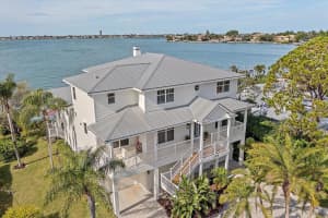 2168 SPARROW COURT, SARASOTA, FL 34239 Sold 06/15/23