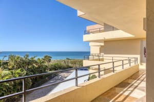 8776 Midnight Pass Rd, Sarasota, FL 34242, Sold 04/10/23