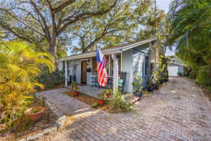 1702 Hillview St, Sarasota, FL 34239, Sold 03/01/23
