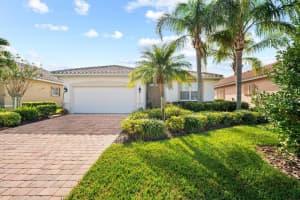 4222 64th Dr E, Sarasota, FL 34243, Sold 03/08/23