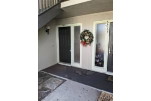 5617 SUMMERSIDE LANE, SARASOTA, FL 34231 Sold 02/03/23