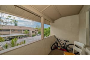 3269 CROSS CREEK DRIVE, SARASOTA, FL 34231 Sold 05/30/23