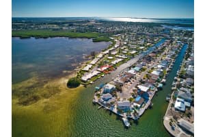 3848 CATALINA DRIVE, BRADENTON, FL 34210 Sold 03/15/23
