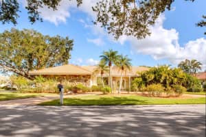 1219 YACHT HARBOR DRIVE, OSPREY, FL 34229 Sold 02/01/23