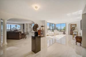 8600 Midnight Pass Rd, Sarasota, FL 34242, Sold 03/21/23