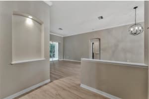 7104 Coachlight St, Sarasota, FL 34243, Sold 04/24/23