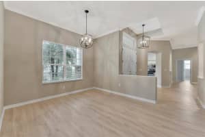 7104 Coachlight St, Sarasota, FL 34243, Sold 04/24/23