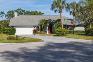 4687 SAN SIRO DRIVE, SARASOTA, FL 34235 Sold 04/21/23