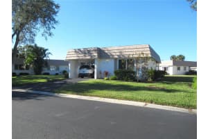 2711 RIVERBLUFF PARKWAY, SARASOTA, FL 34231 Sold 02/10/23