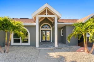 6187 9TH AVENUE CIRCLE, BRADENTON, FL 34212 Sold 08/15/23
