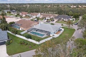 5101 Sunnydale Cir N, Sarasota, FL 34233, Sold 03/03/23