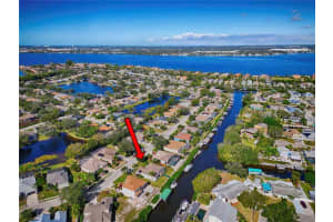 103 41st St NE, Bradenton, FL 34208, Sold 01/27/23