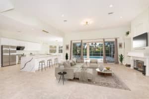 7211 SPUR COURT, SARASOTA, FL 34243 Sold 05/11/23