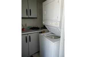 2206 Orange Blossom Ln, Bradenton, FL 34207, Sold 02/21/23