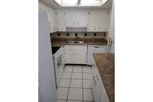 2206 Orange Blossom Ln, Bradenton, FL 34207, Sold 02/21/23