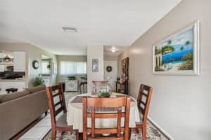 6853 WHITMAN WAY, SARASOTA, FL 34243 Sold 05/30/23