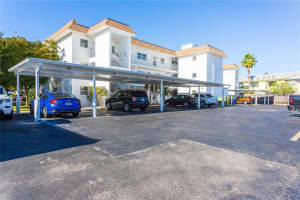116 Vista Hermosa Cir, Sarasota, FL 34242, Sold 04/06/23