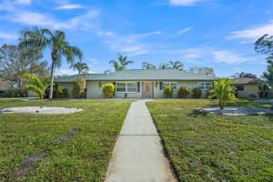 3923 DE FOE SQUARE, SARASOTA, FL 34241 Sold 03/17/23