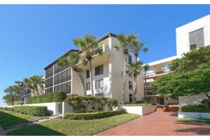 1965 GULF OF MEXICO DRIVE, LONGBOAT KEY, FL 34228 Sold 05/01/23